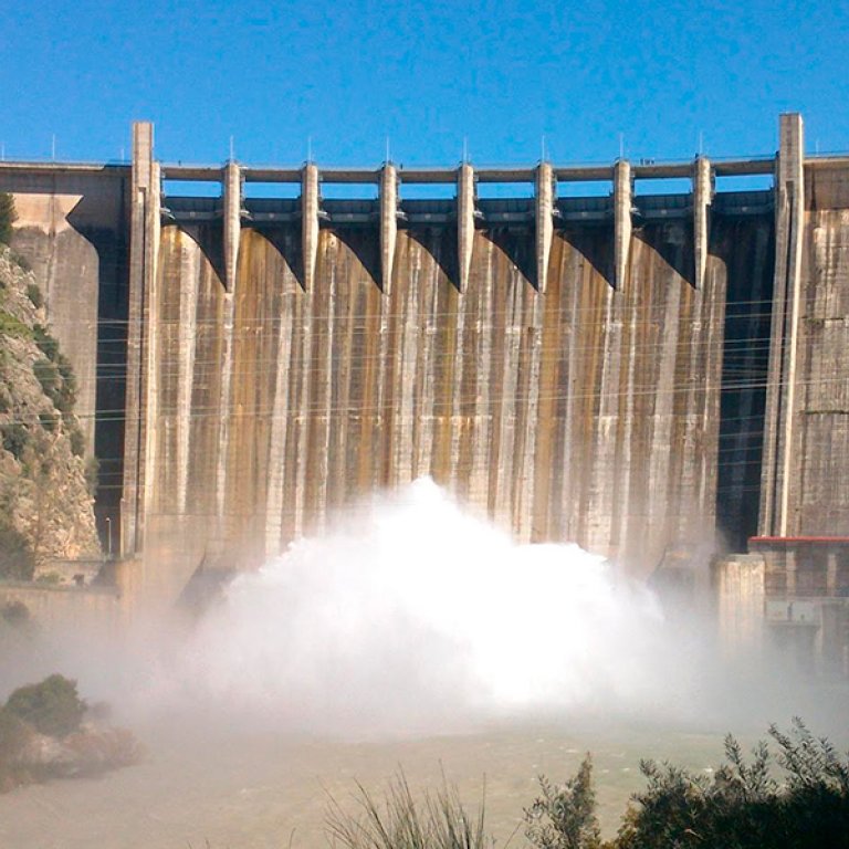 Iznájar reservoir, Córdoba