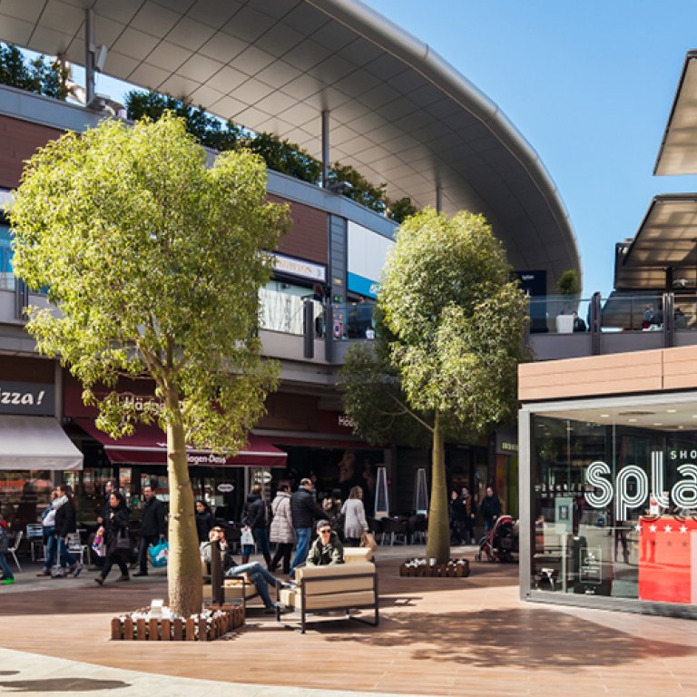 Splau de Cornellá Shopping Center, Llobregat, Spain