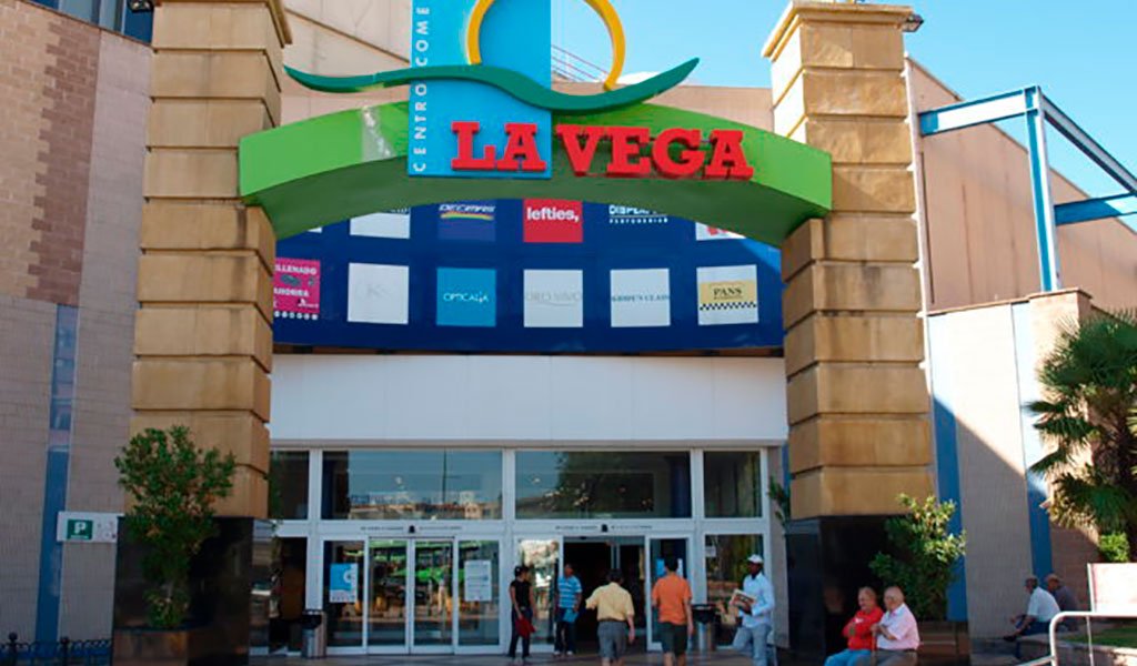 La Vega shopping mall, Alcobendas, Spain